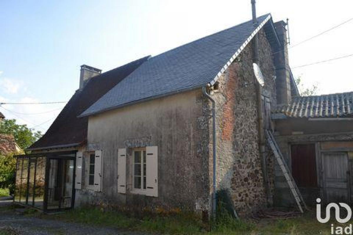 3 Schlafzimmer Haus in Anlhiac, France, Nr. 6400
