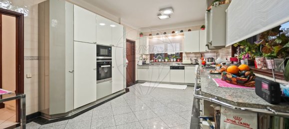 5 Schlafzimmer Haus in Sao Pedro, Portugal, Nr. 172055 12