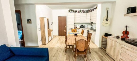 4 rooms Apartment in Gardone Riviera, Italy No. 40418 3