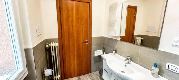 4 rooms Apartment in Gardone Riviera, Italy No. 40418 20