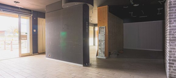 553m² Commercial property in Rome, Italy No. 155754 14