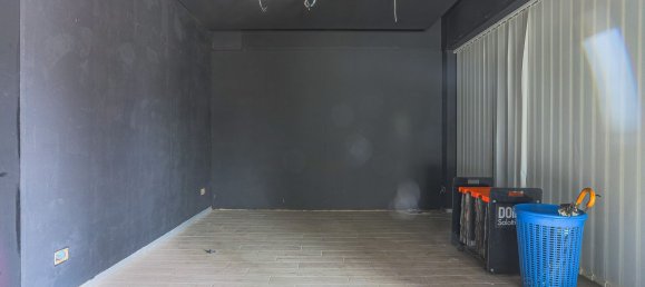 553m² Commercial property in Rome, Italy No. 155754 11