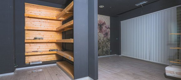 553m² Commercial property in Rome, Italy No. 155754 21