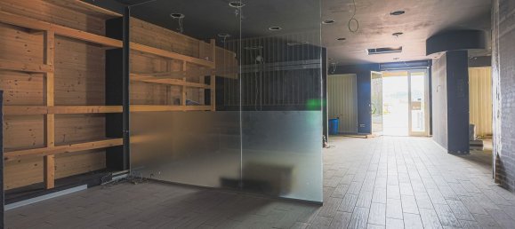 553m² Commercial property in Rome, Italy No. 155754 16