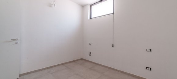 2غرفة شقة في Guidonia Montecelio, Italy رقم 270272 8