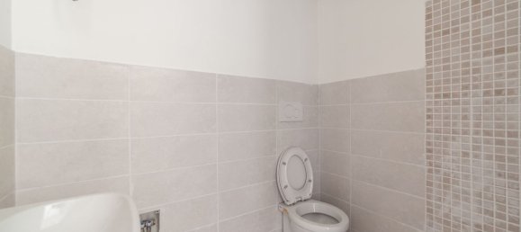 2غرفة شقة في Guidonia Montecelio, Italy رقم 270272 11