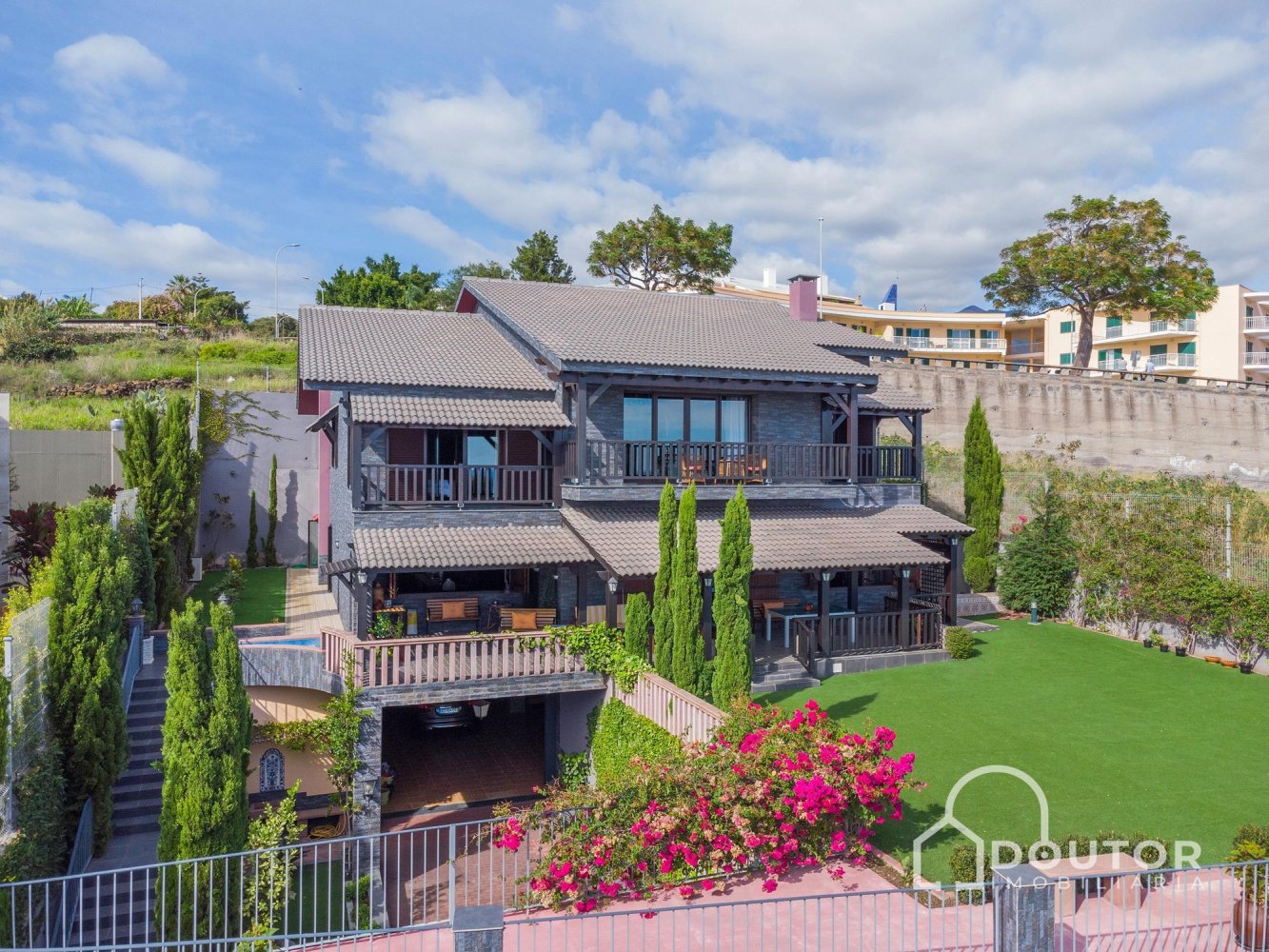 4 غرف نوم فيلا في Funchal, Portugal رقم 107797