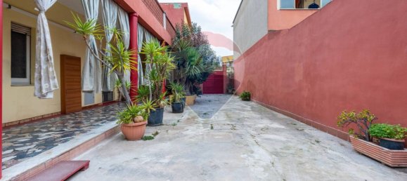 6 bedrooms House in Monserrato, Italy No. 52834 28