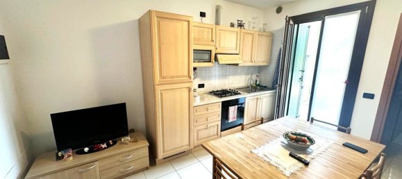 2 rooms Apartment in Spresiano, Italy No. 298950 2