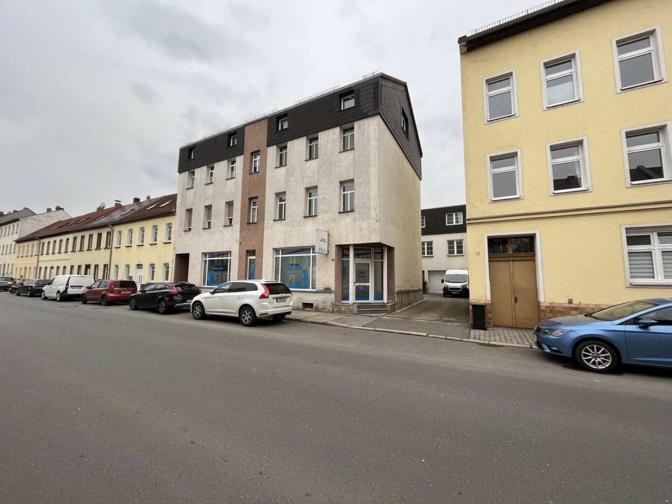  Building in Gera, Germany No. 371402