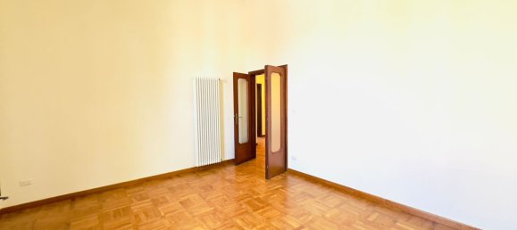 5 bedrooms Apartment in Montecatini Terme, Italy No. 325449 9