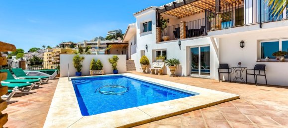 12 bedrooms House in Fuengirola, Spain No. 136601 3