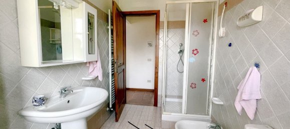 2 غرف نوم شقة في Barga, Italy رقم 189419 14