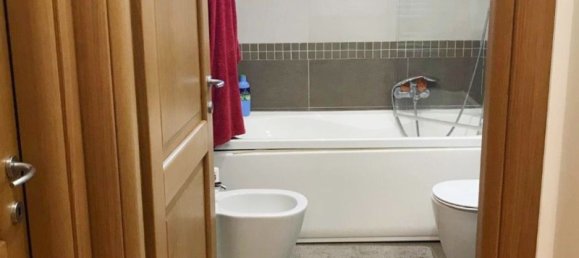 Квартира с 2 комнатами в Рим, Италия № 197750 34