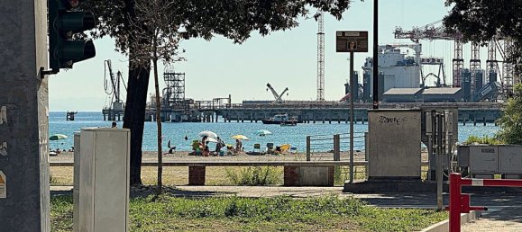 Gewerbliche Immobilie in Vado Ligure, Italy 280m², Nr. 301922 4