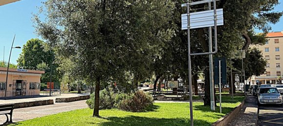 Gewerbliche Immobilie in Vado Ligure, Italy 280m², Nr. 301922 5