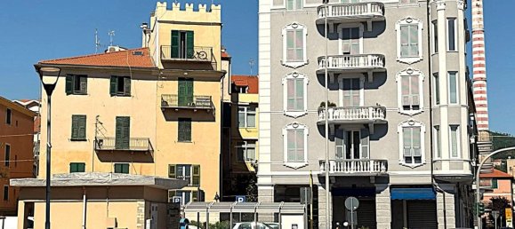 Gewerbliche Immobilie in Vado Ligure, Italy 280m², Nr. 301922 11