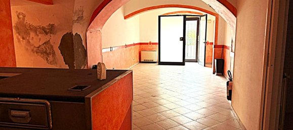 Gewerbliche Immobilie in Vado Ligure, Italy 280m², Nr. 301922 36