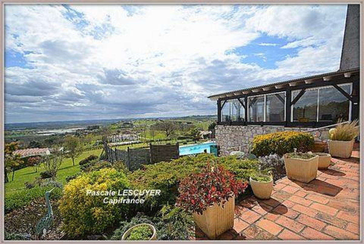 6 bedrooms House in Venanson, France No. 32531