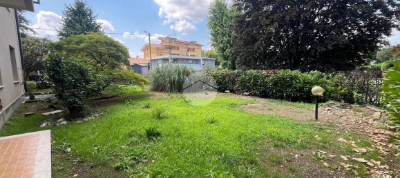 Apartamento de 3 habitaciónes en Lissone, Italy No. 38717 22