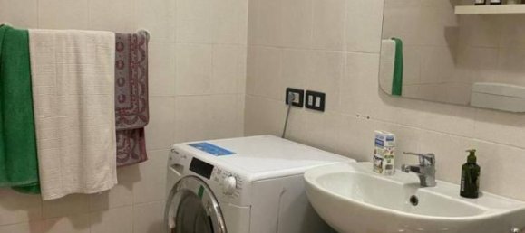 2 rooms Apartment in Desenzano del Garda, Italy No. 30886 30