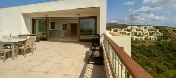 Ático de 3 dormitorios en Marbella, Spain No. 131086 24