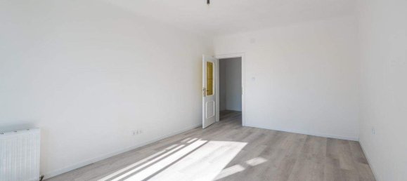 Квартира с 2 комнатами в Зиммеринг, Австрия № 218056 4