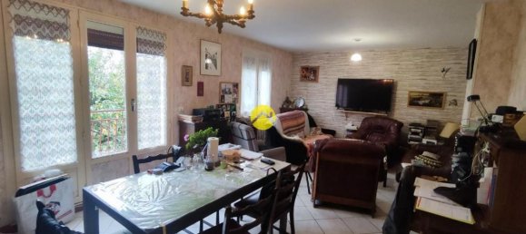 3 Schlafzimmer Haus in Torteron, France, Nr. 45729 4