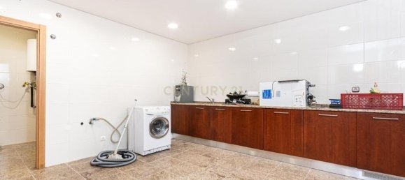 8 bedrooms Villa in Vila Franca de Xira, Portugal No. 91115 4