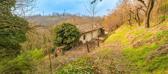 2 bedrooms House in Cherasco, Italy No. 89263 2