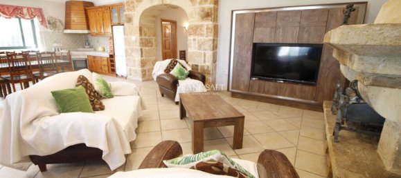 3 غرف نوم بنغالو في Mosta, Malta رقم 10657 10