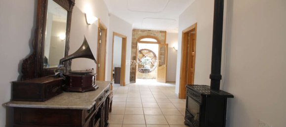 3 غرف نوم بنغالو في Mosta, Malta رقم 10657 16