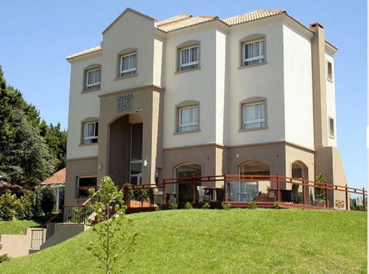 10 bedrooms Hotel in Mar del Plata, Argentina No. 109065