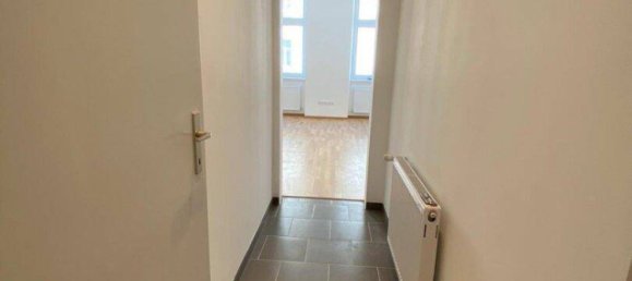 2-Zimmer Wohnung in Rudolfsheim-Funfhaus, Austria, Nr. 10408 5