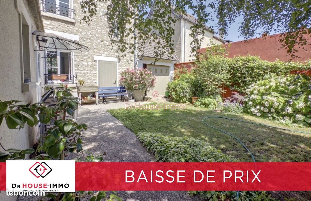 4 bedrooms House in Mantes-la-Ville, France No. 165662