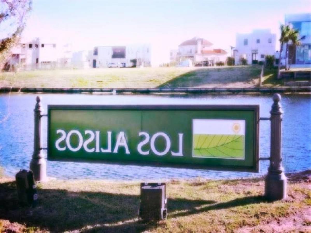 Terrain à Tigre, Argentina No. 48957