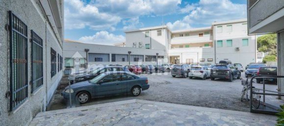 1 bedroom Apartment in Comacchio, Italy No. 63675 9