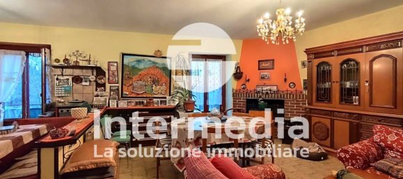 2 bedrooms House in Adrara San Rocco, Italy No. 70350 8