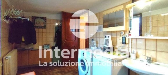 2 bedrooms House in Adrara San Rocco, Italy No. 70350 18
