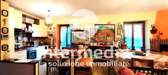 2 bedrooms House in Adrara San Rocco, Italy No. 70350 5