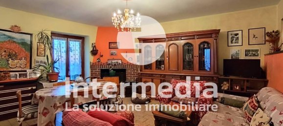 2 bedrooms House in Adrara San Rocco, Italy No. 70350 2