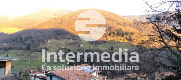 2 bedrooms House in Adrara San Rocco, Italy No. 70350 39