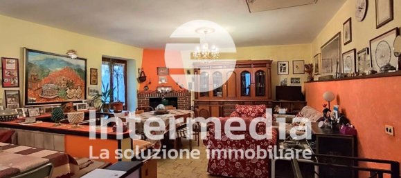 2 bedrooms House in Adrara San Rocco, Italy No. 70350 4