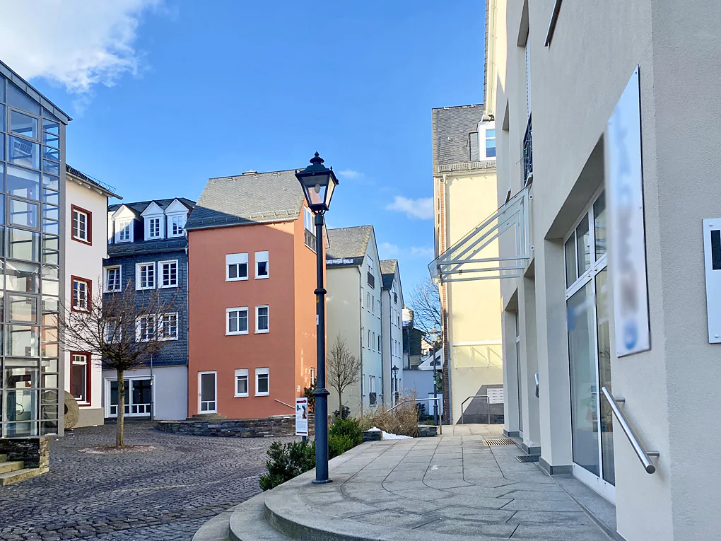 Здание в Рейн-Хунсрюк, Германия № 210422