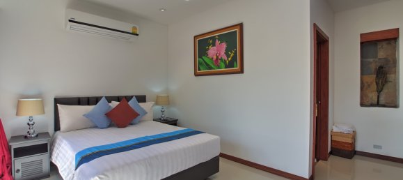 5 bedrooms Villa in Surin Beach, Thailand No. 25918 2