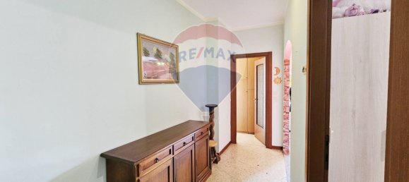 Apartamento T1 em Busto Arsizio, Italy N.º 53532 25
