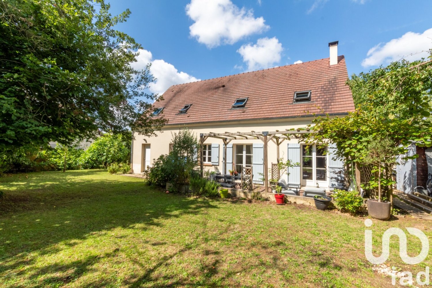 Дом с 4 спальнями в Монтиньи-сюр-Луан, Франция № 286750