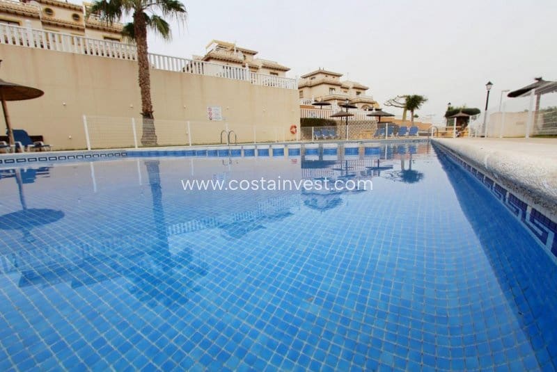 Casa de 2 dormitorios en Cabo Roig, Spain No. 133320