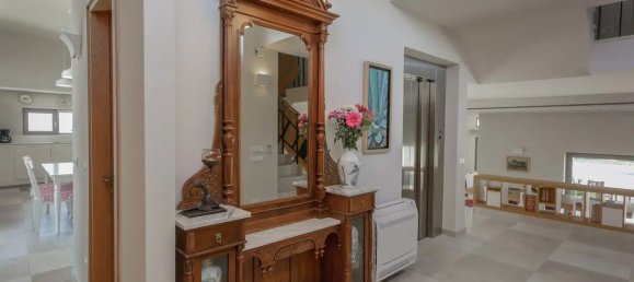 Вилла с 7 спальнями в Ираклион, Греция № 422 19