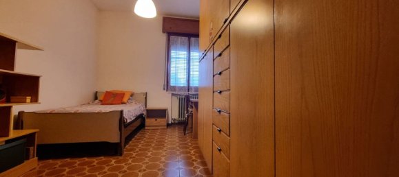 3 rooms Apartment in Carpi, Italy No. 53959 11